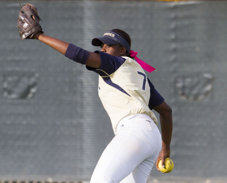 Softball: DV vs MP